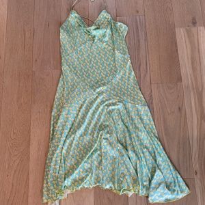 Diane Von Furstenberg Dress 100% Silk, Size 6
